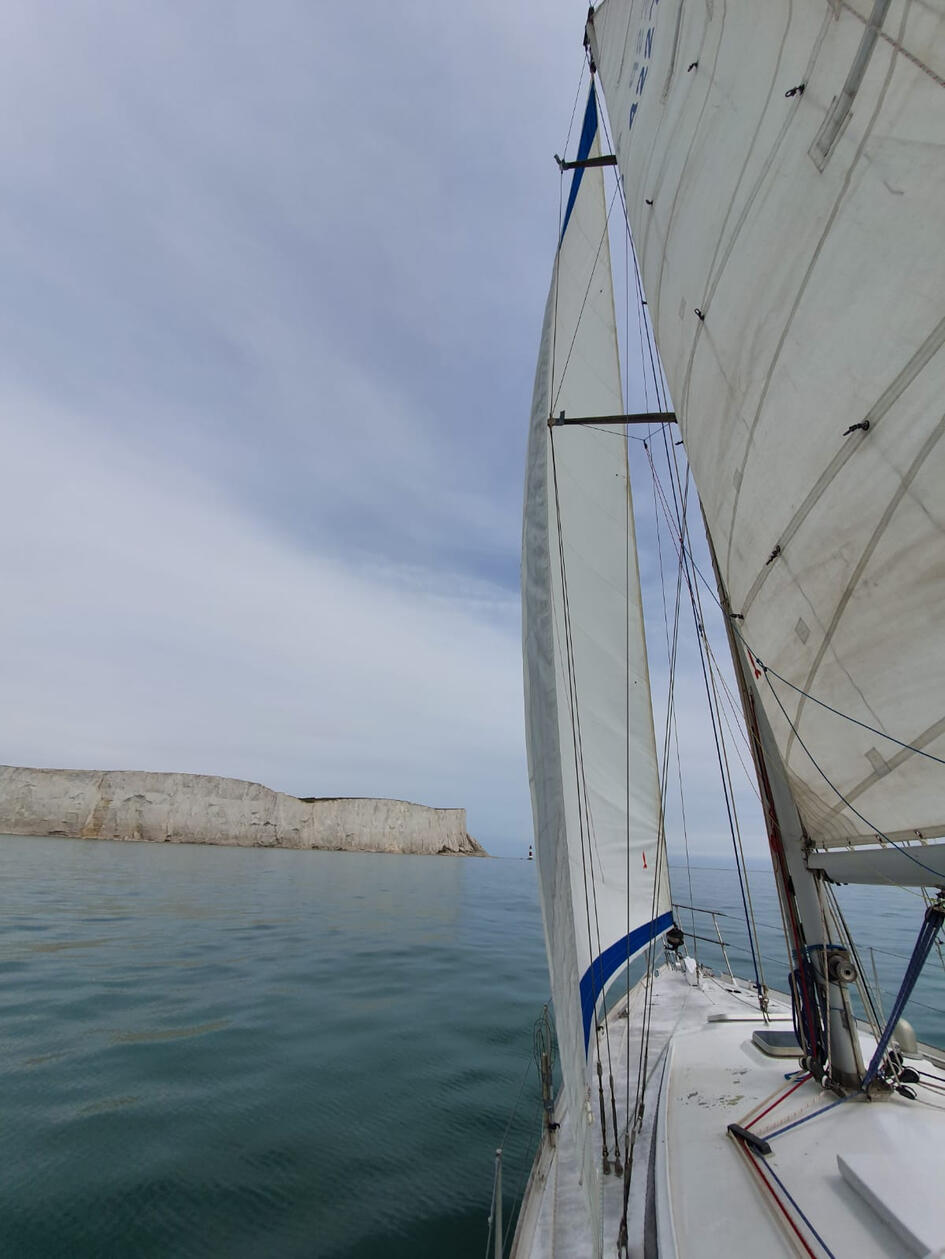 Delivery Oeiras to Weymouth. 2019. Metalur, Wisstock 36.